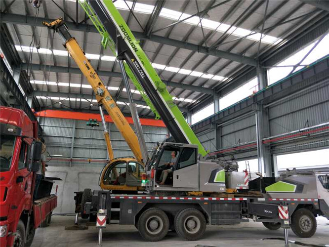 东光县高空车出租需要注意哪些安全事项？